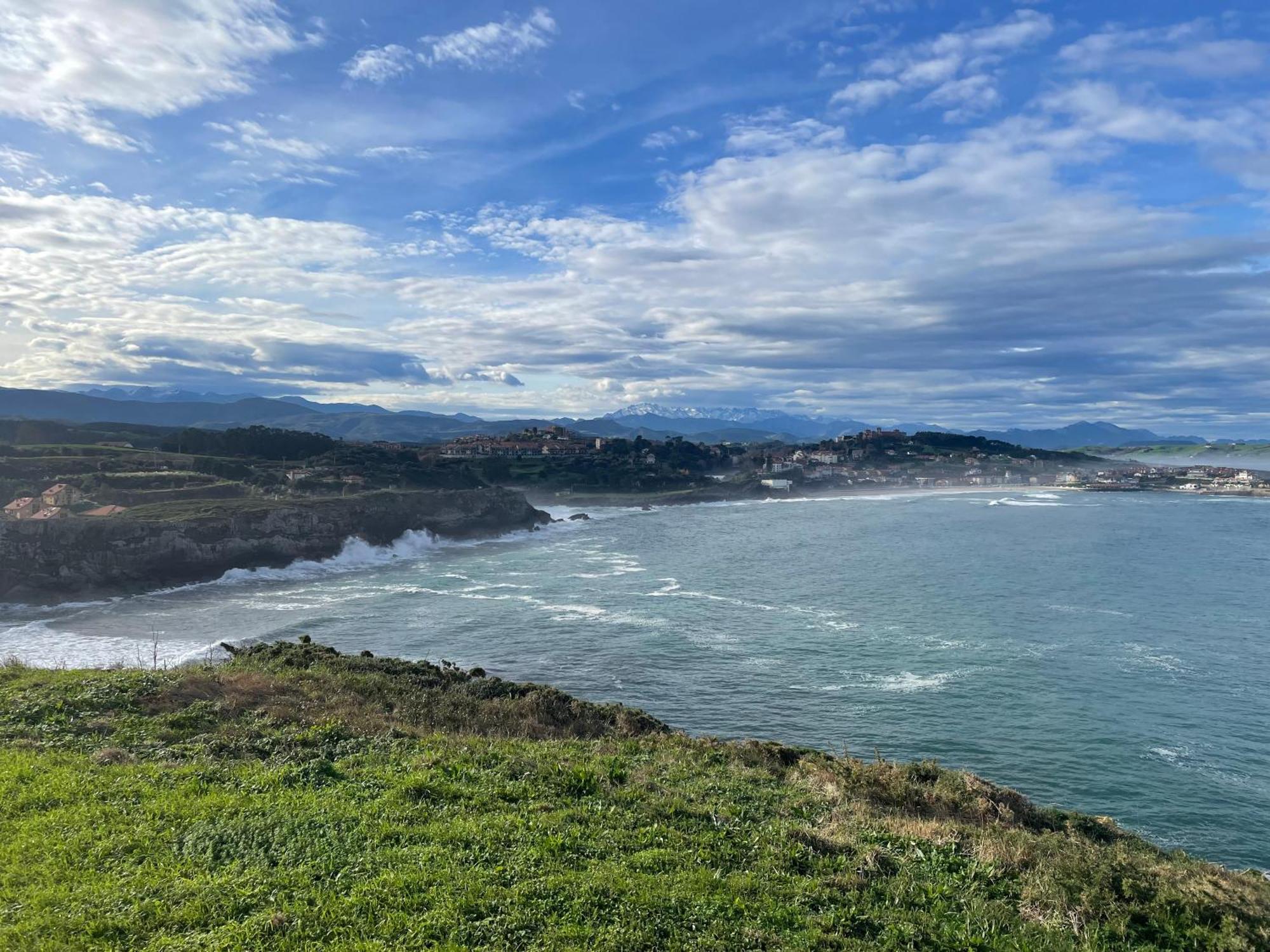 Bonito Duplex Con Vistas Al Mar Apartment Comillas Bagian luar foto
